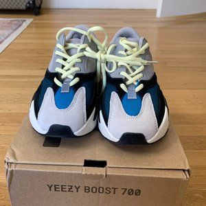 Yeezy Boost 700 Wave Runner sneakers